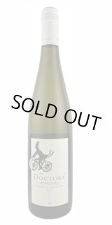 画像:  ザ・ドクターズ リースリング 2023 フォレストワインズ (ニュージーランド)
